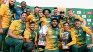 South Africa vs Australia 2016, Live Cricket Score Updates & Ball by Ball commentary: Match 1 at Durban